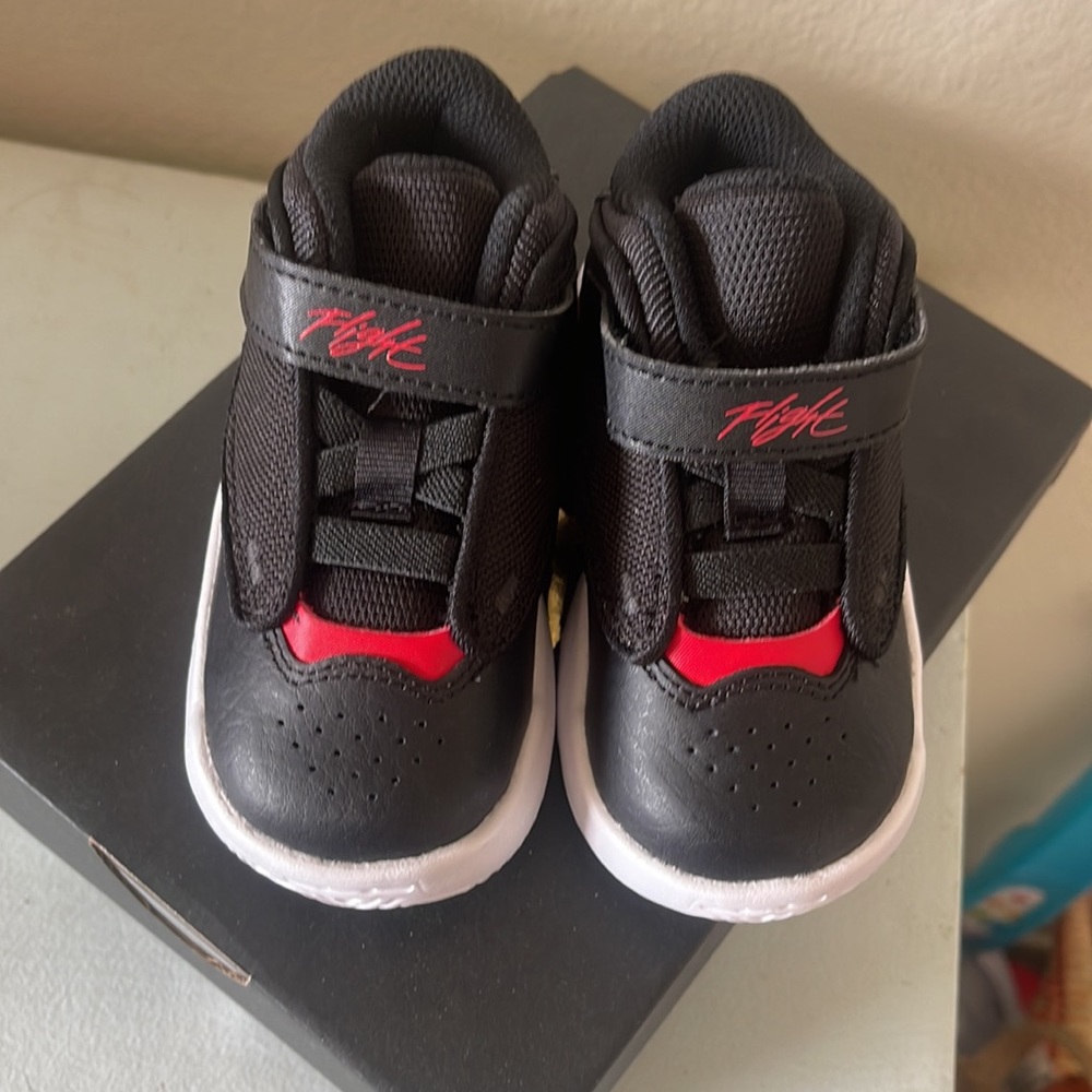 Jordan Max Aura 4